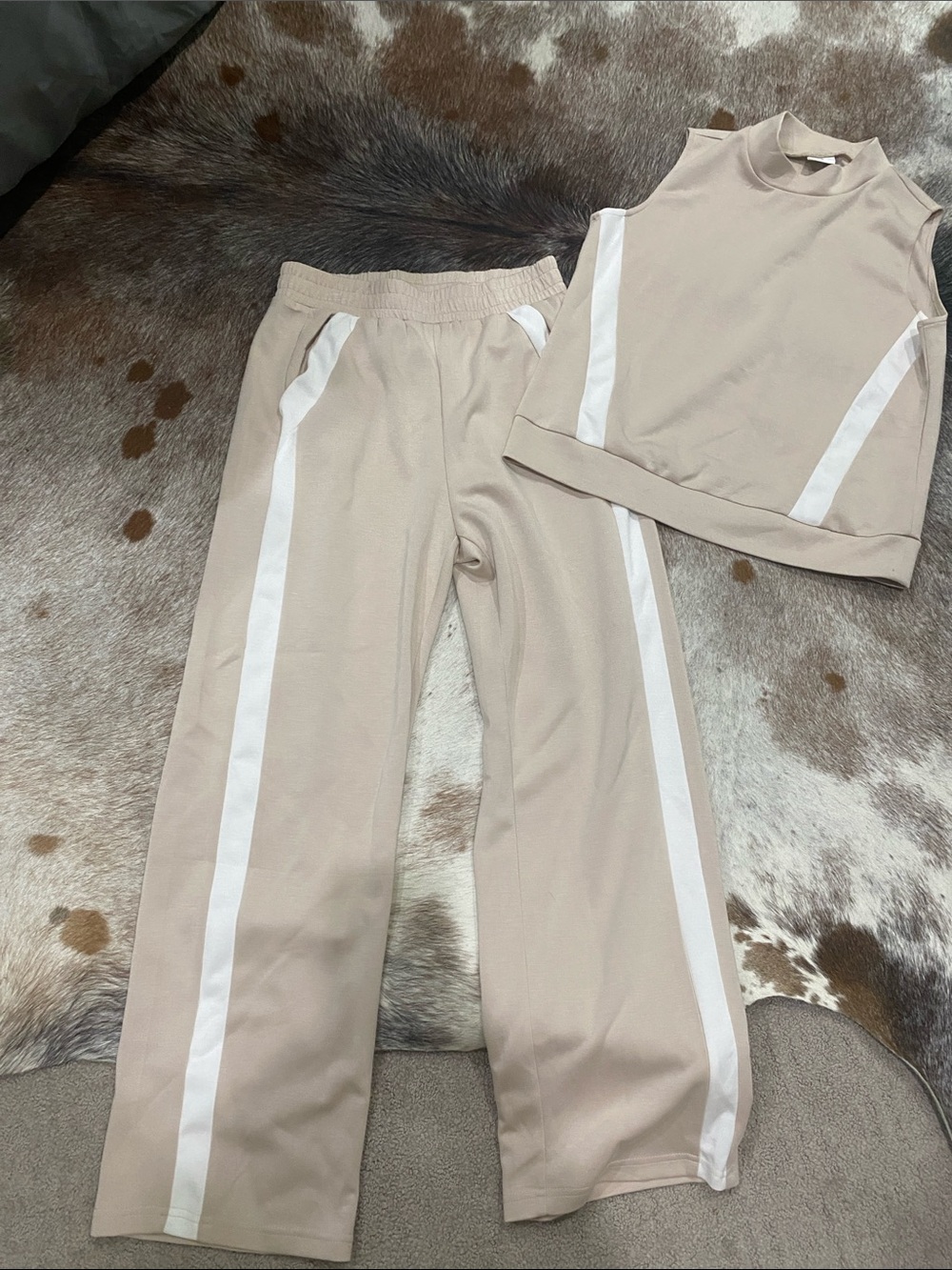 Women’s Beige Track Pants with White Side Stripe, perfect for the airport